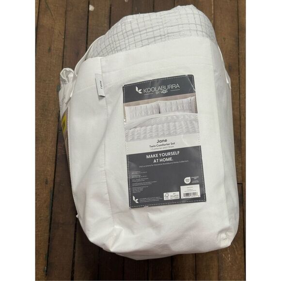 Koolaburra by Ugg twin size Jane white silver comforter set blanket bedding nwt - Picture 6 of 7
